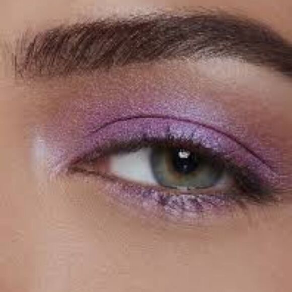 MAC Stars and Rockets Velux Pearl Eyeshadow - Picture 8 of 16